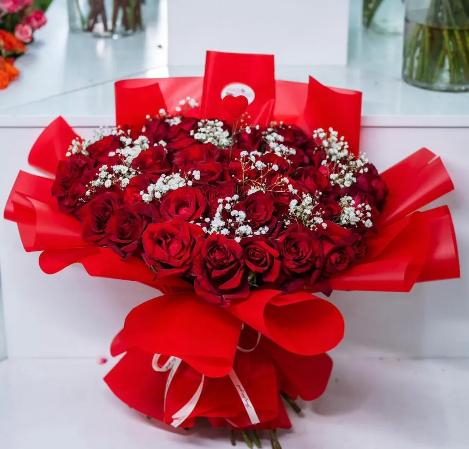 Bouquet 20 roses (150$)